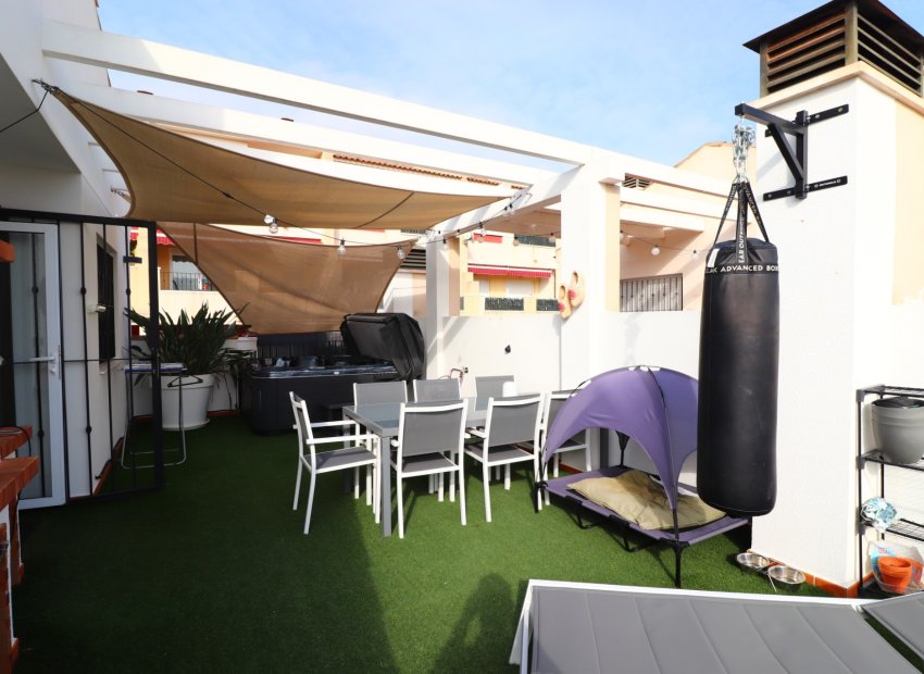 Resale - Townhouse / Duplex / Corner - Benijofar