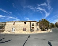 Resale - Townhouse / Duplex / Corner - Blanca