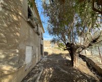 Resale - Townhouse / Duplex / Corner - Blanca