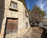 Resale - Townhouse / Duplex / Corner - Blanca
