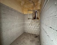 Resale - Townhouse / Duplex / Corner - Blanca