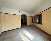 Resale - Townhouse / Duplex / Corner - Blanca