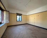 Resale - Townhouse / Duplex / Corner - Blanca