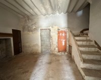 Resale - Townhouse / Duplex / Corner - Blanca