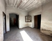 Resale - Townhouse / Duplex / Corner - Blanca