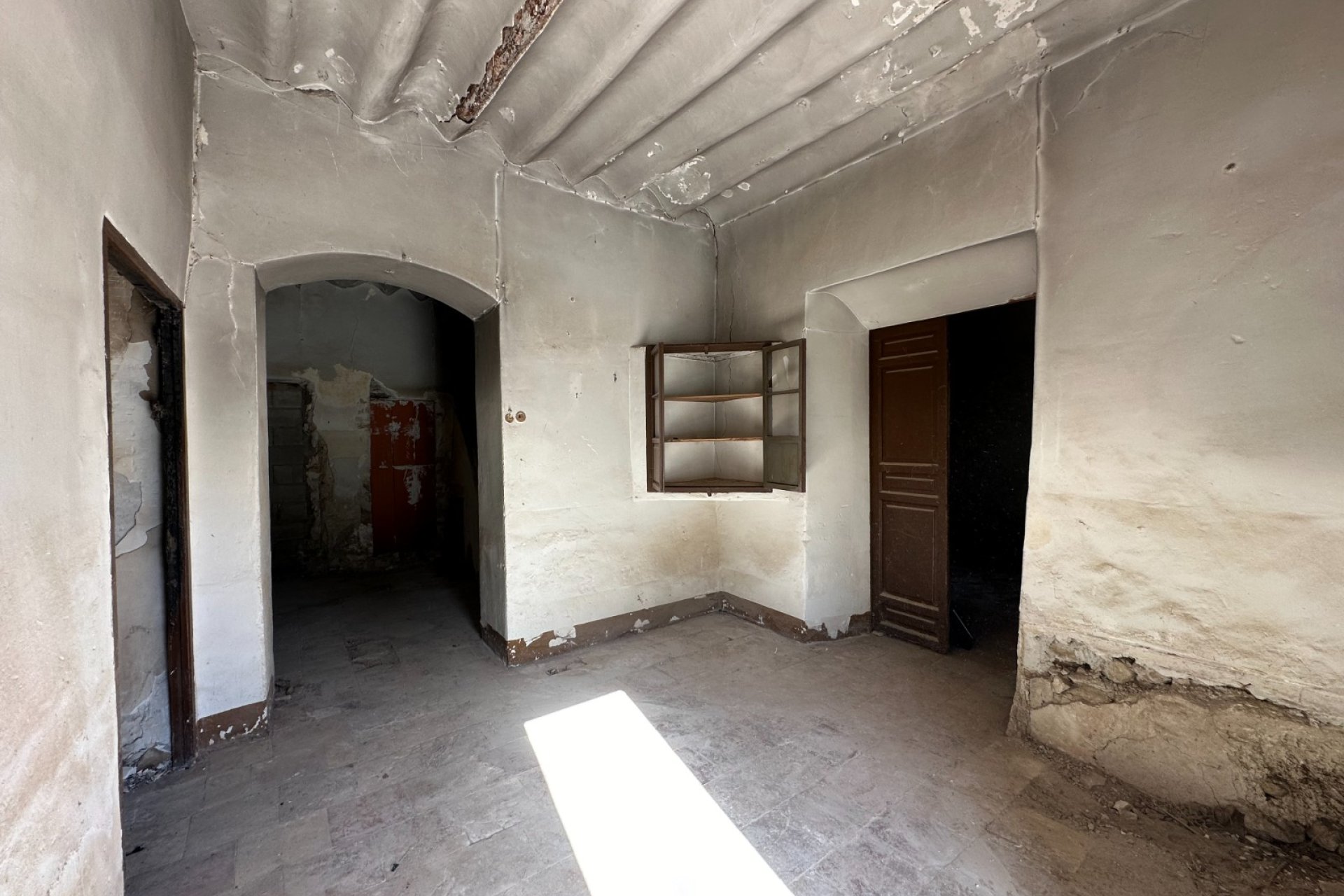 Resale - Townhouse / Duplex / Corner - Blanca