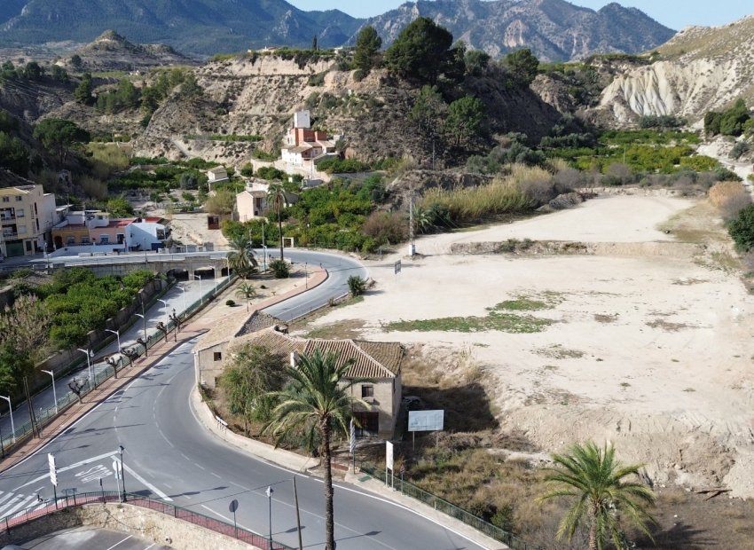 Resale - Townhouse / Duplex / Corner - Blanca