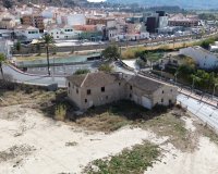 Resale - Townhouse / Duplex / Corner - Blanca