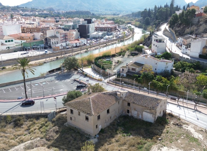 Resale - Townhouse / Duplex / Corner - Blanca