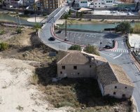 Resale - Townhouse / Duplex / Corner - Blanca