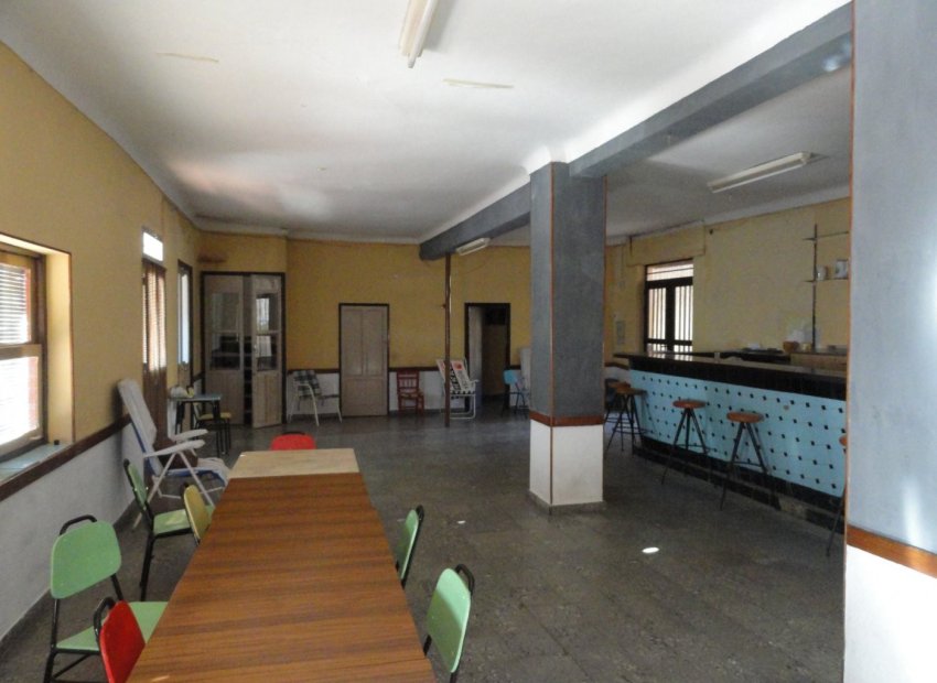 Resale - Townhouse / Duplex / Corner - Bolulla - Center