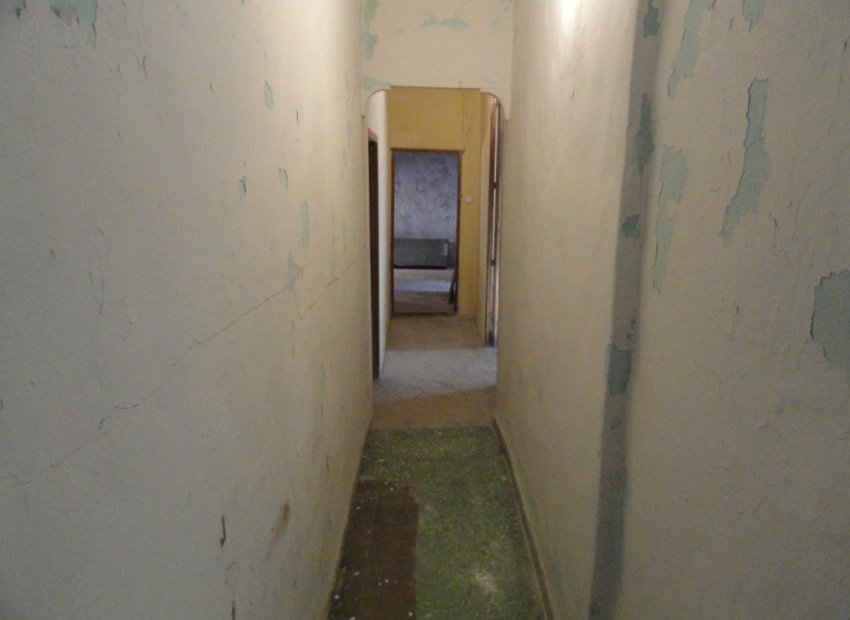 Resale - Townhouse / Duplex / Corner - Bolulla - Center