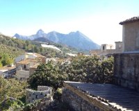 Resale - Townhouse / Duplex / Corner - Bolulla - Center