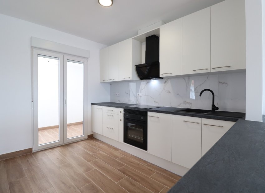 Resale - Townhouse / Duplex / Corner - Ciudad Quesada - Altos de Quesada