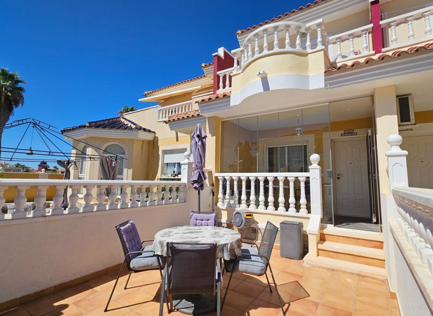 Resale - Townhouse / Duplex / Corner - Ciudad Quesada - Cuidad Quesada