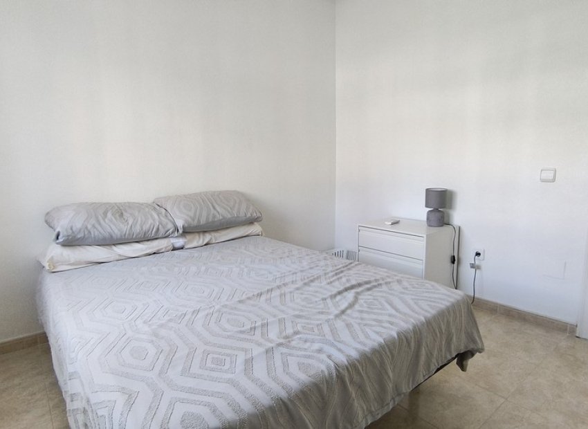 Resale - Townhouse / Duplex / Corner - Ciudad Quesada - Doña Pepa