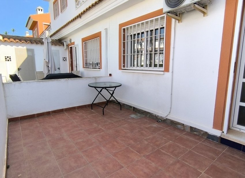 Resale - Townhouse / Duplex / Corner - Ciudad Quesada - Doña Pepa