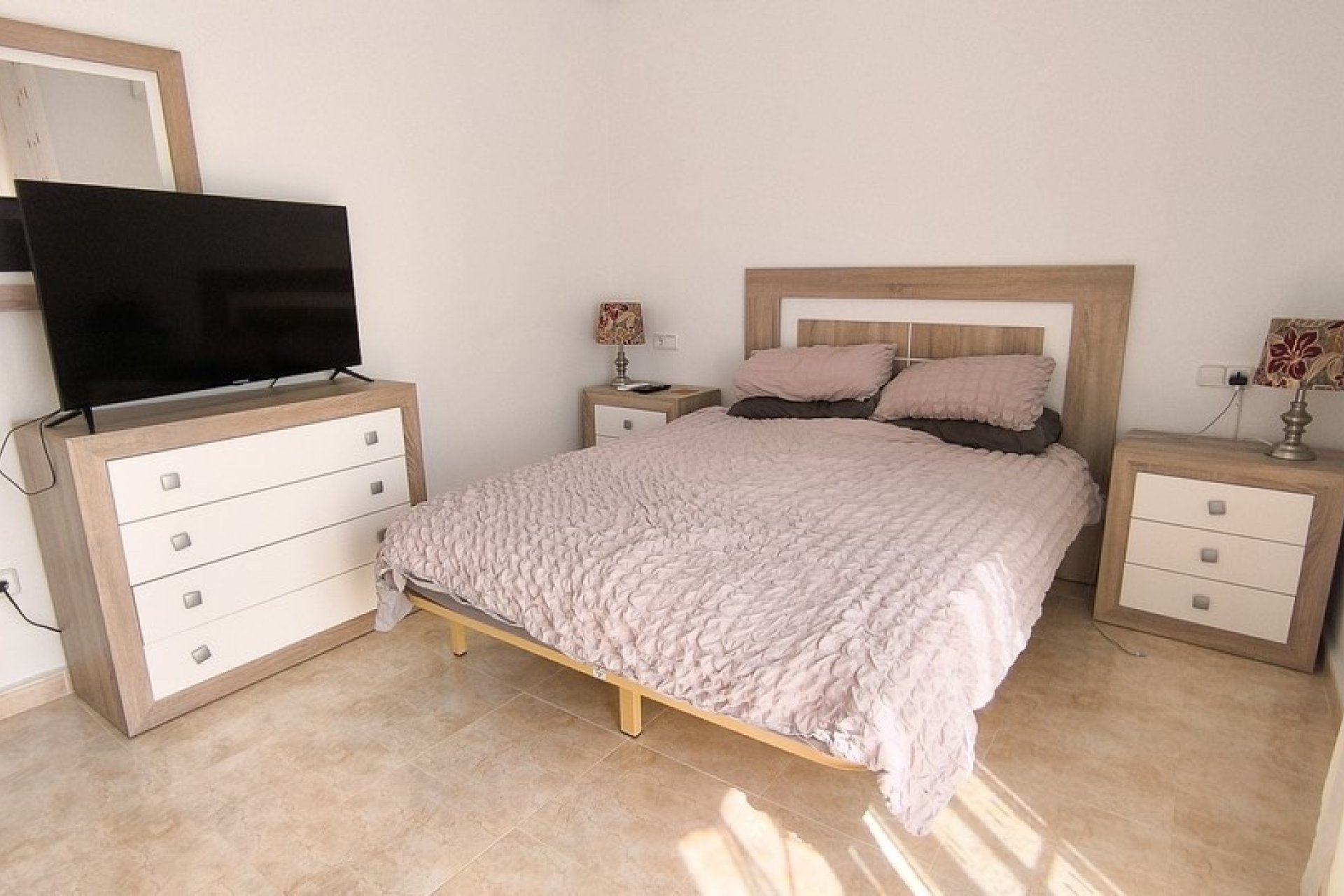 Resale - Townhouse / Duplex / Corner - Ciudad Quesada - Doña Pepa