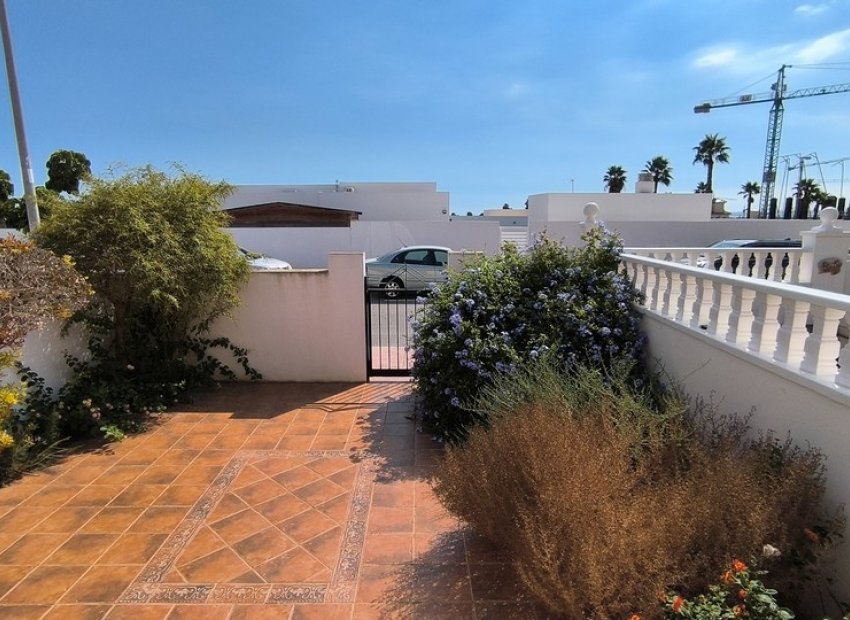 Resale - Townhouse / Duplex / Corner - Ciudad Quesada - Doña Pepa