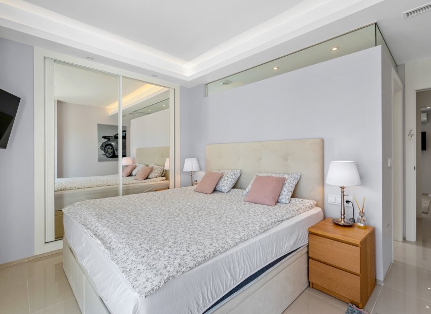 Resale - Townhouse / Duplex / Corner - Ciudad Quesada - Doña Pepa