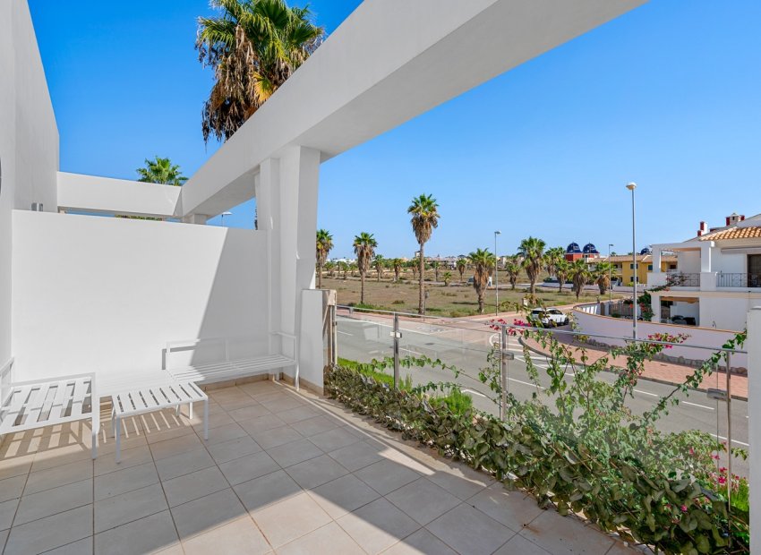 Resale - Townhouse / Duplex / Corner - Ciudad Quesada - Doña Pepa