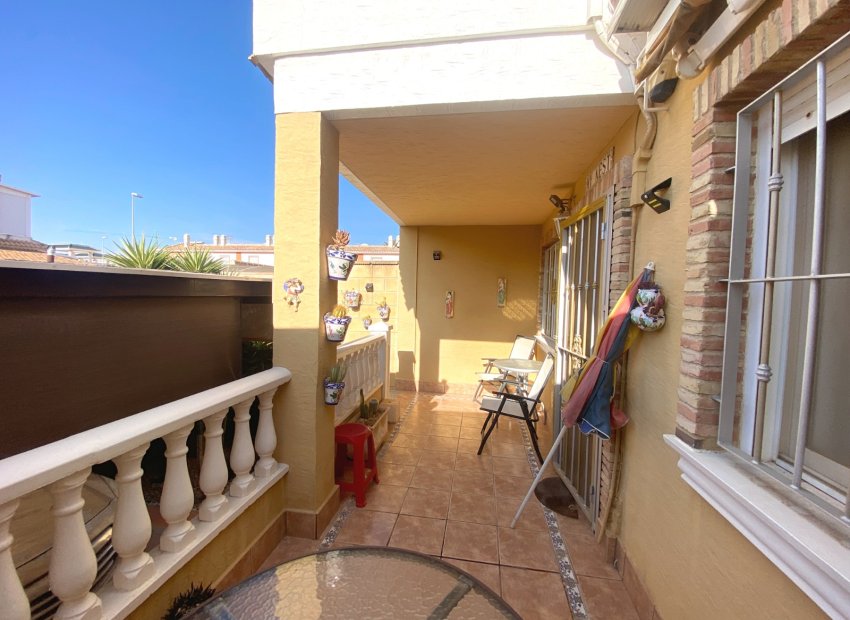 Resale - Townhouse / Duplex / Corner - Ciudad Quesada - Doña Pepa