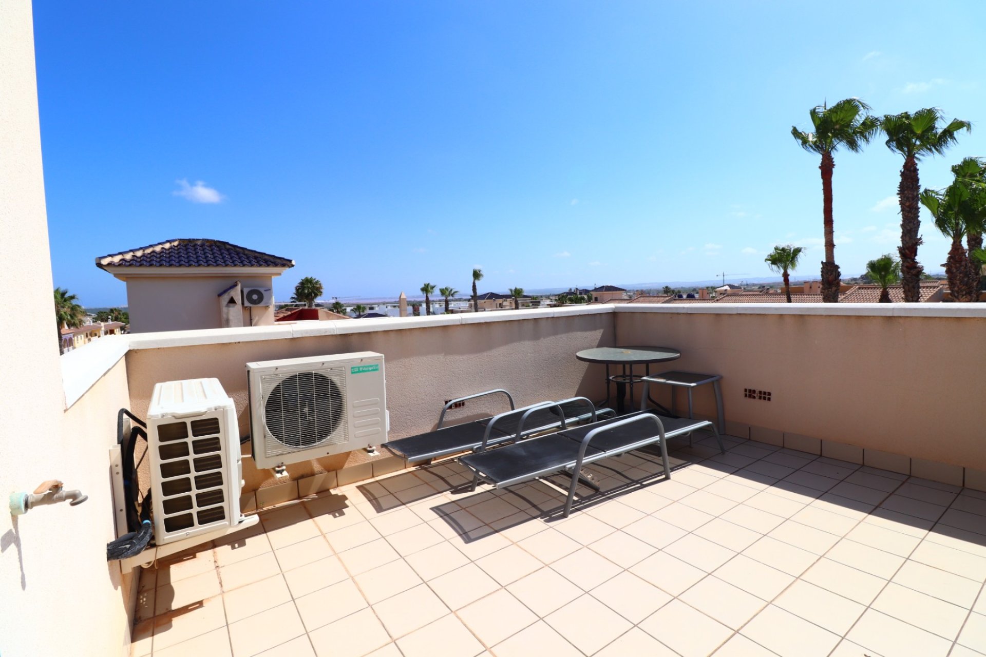 Resale - Townhouse / Duplex / Corner - Ciudad Quesada - Doña Pepa
