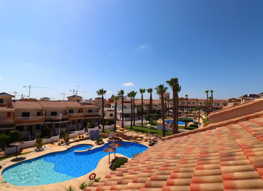 Resale - Townhouse / Duplex / Corner - Ciudad Quesada - Doña Pepa