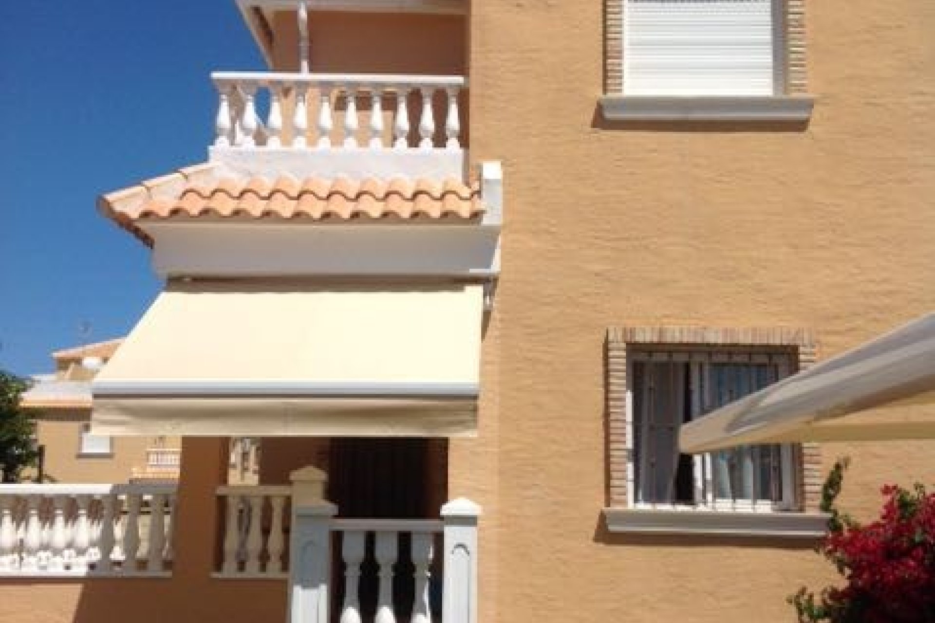 Resale - Townhouse / Duplex / Corner - Ciudad Quesada - Doña Pepa