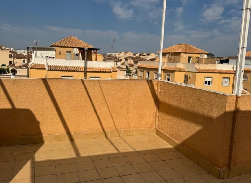 Resale - Townhouse / Duplex / Corner - Ciudad Quesada - Doña Pepa
