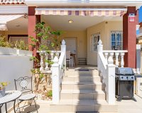Resale - Townhouse / Duplex / Corner - Ciudad Quesada - Doña Pepa