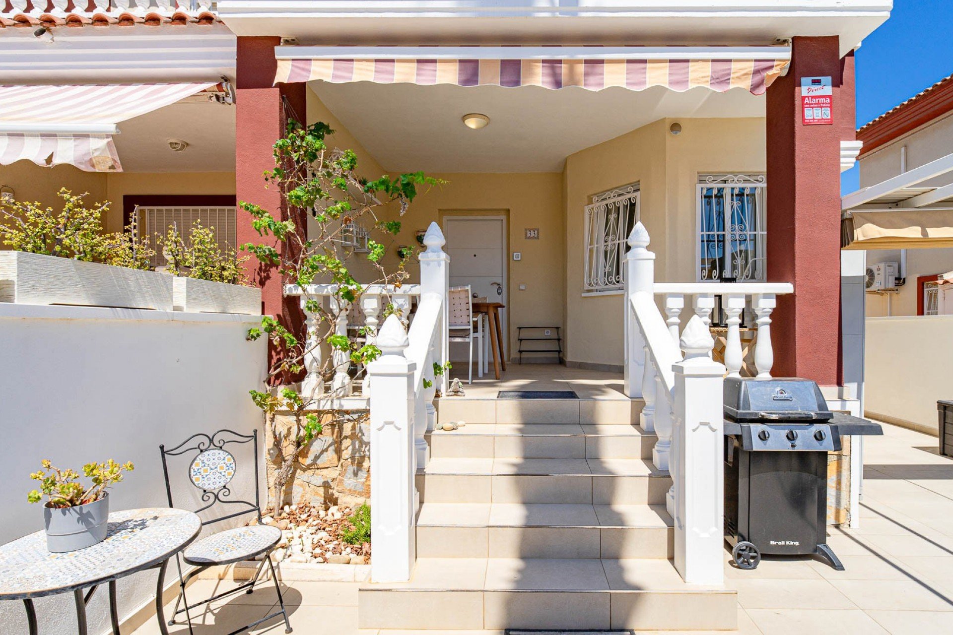 Resale - Townhouse / Duplex / Corner - Ciudad Quesada - Doña Pepa