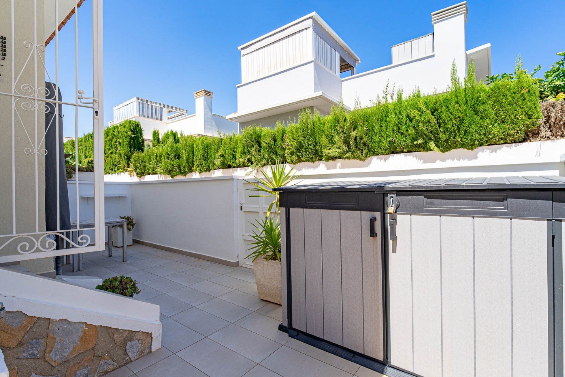 Resale - Townhouse / Duplex / Corner - Ciudad Quesada - Doña Pepa