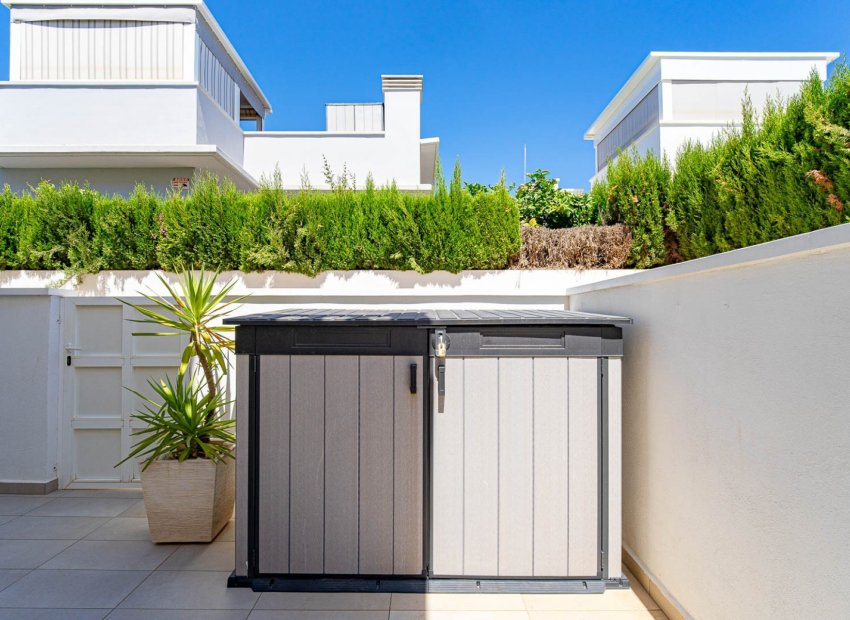 Resale - Townhouse / Duplex / Corner - Ciudad Quesada - Doña Pepa