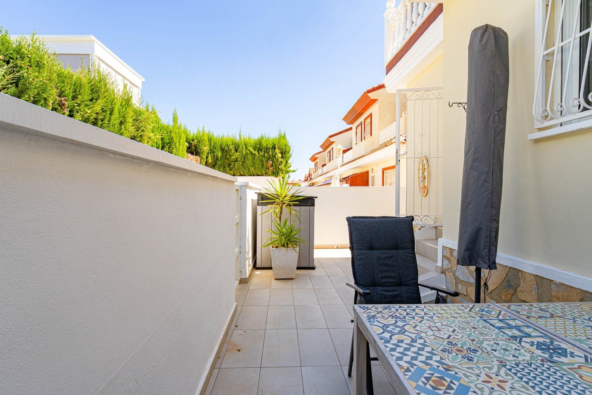 Resale - Townhouse / Duplex / Corner - Ciudad Quesada - Doña Pepa