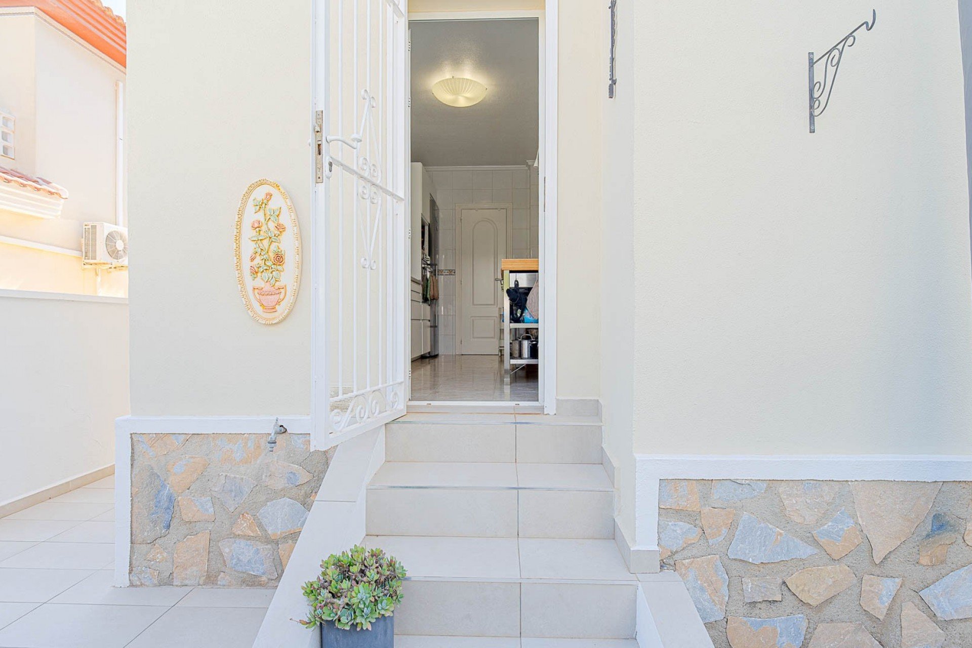 Resale - Townhouse / Duplex / Corner - Ciudad Quesada - Doña Pepa