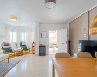 Resale - Townhouse / Duplex / Corner - Ciudad Quesada - Doña Pepa