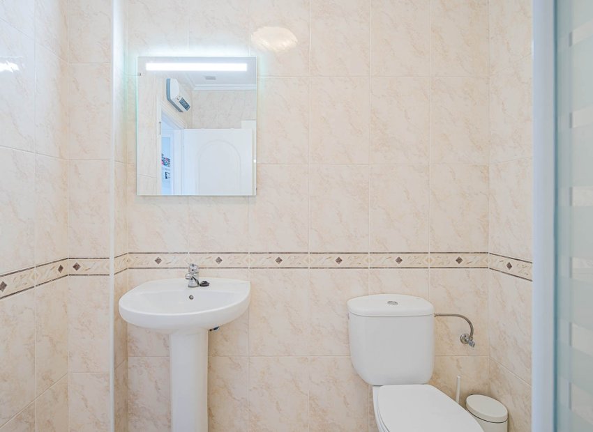 Resale - Townhouse / Duplex / Corner - Ciudad Quesada - Doña Pepa