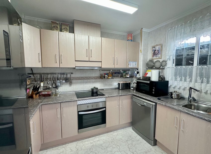 Resale - Townhouse / Duplex / Corner - Ciudad Quesada - Doña Pepa