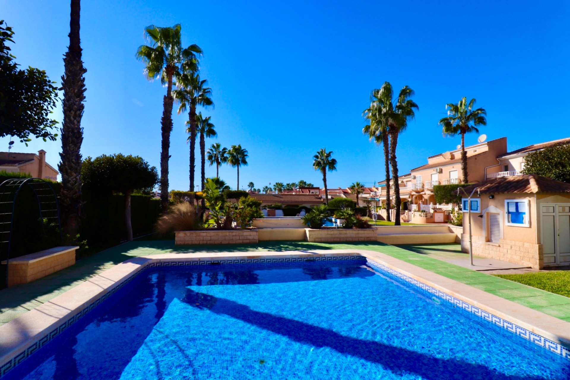 Resale - Townhouse / Duplex / Corner - Ciudad Quesada - Doña Pepa