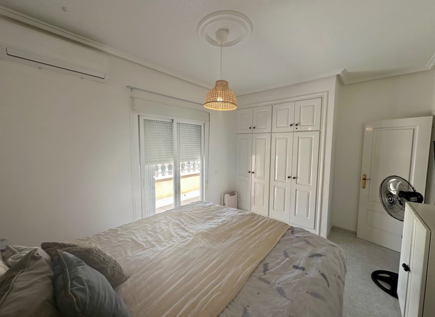 Resale - Townhouse / Duplex / Corner - Ciudad Quesada - Doña Pepa