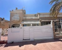 Resale - Townhouse / Duplex / Corner - Ciudad Quesada - Doña Pepa