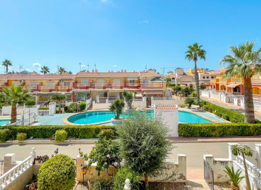 Resale - Townhouse / Duplex / Corner - Ciudad Quesada - Doña Pepa