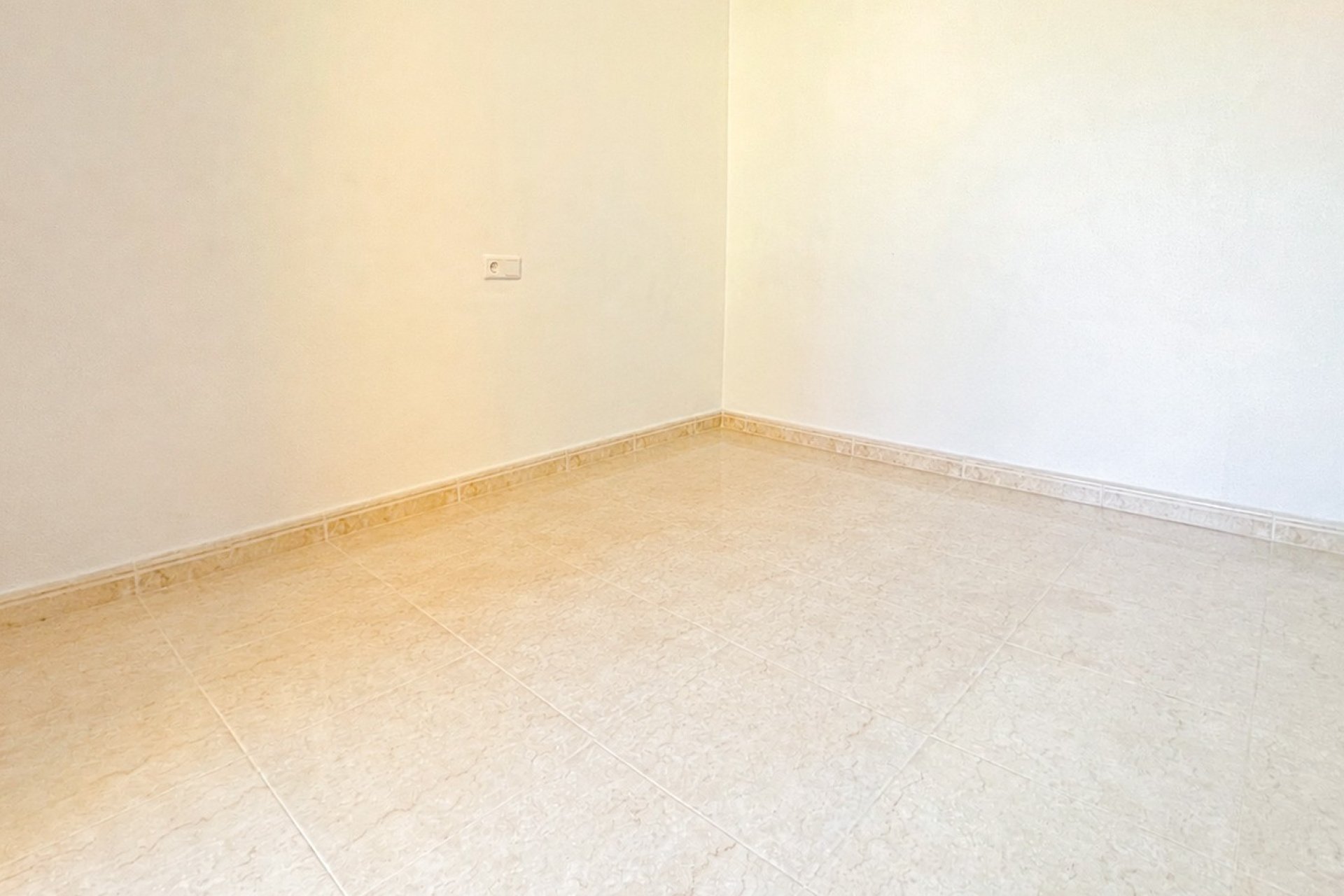 Resale - Townhouse / Duplex / Corner - Ciudad Quesada - Doña Pepa