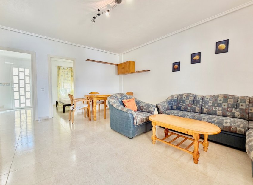 Resale - Townhouse / Duplex / Corner - Ciudad Quesada - Doña Pepa