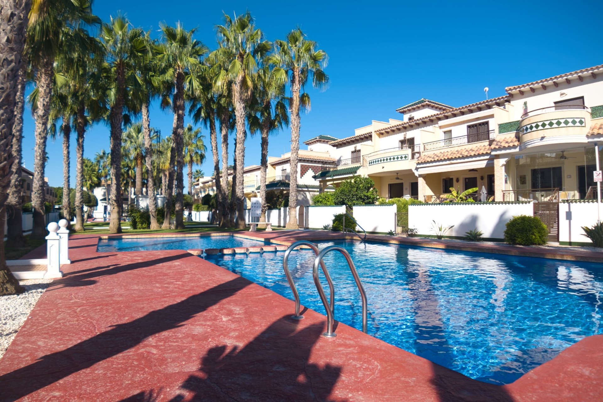 Resale - Townhouse / Duplex / Corner - Ciudad Quesada - Doña Pepa