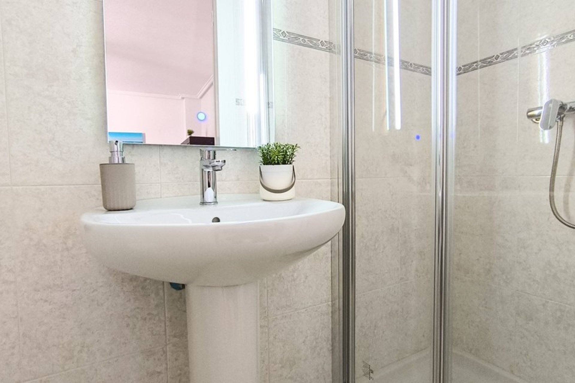 Resale - Townhouse / Duplex / Corner - Ciudad Quesada - La Fiesta