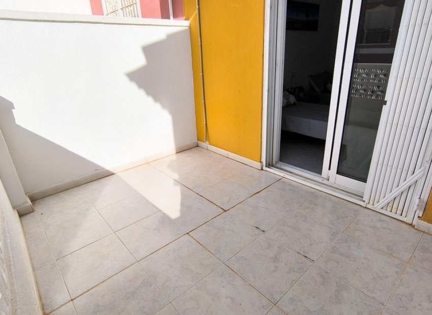 Resale - Townhouse / Duplex / Corner - Ciudad Quesada - La Fiesta