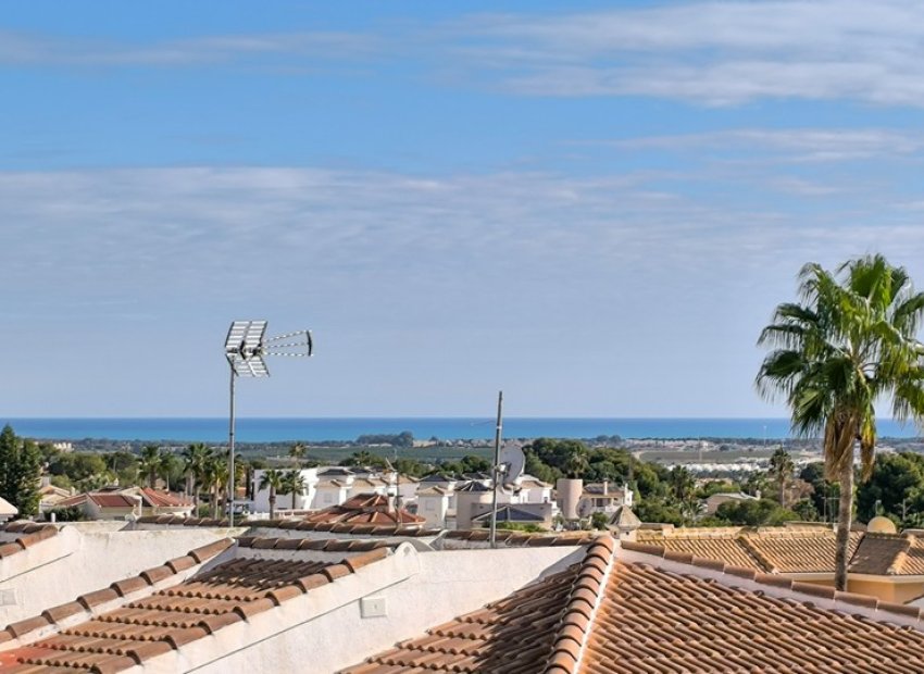 Resale - Townhouse / Duplex / Corner - Ciudad Quesada - La Fiesta