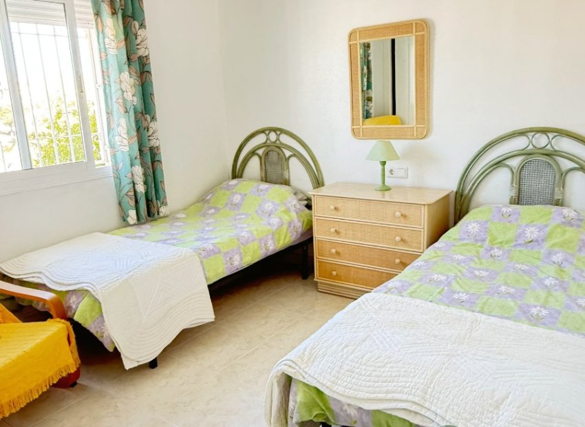 Resale - Townhouse / Duplex / Corner - Ciudad Quesada - La Fiesta